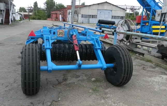 Продам каток подрібнення Кзк-10--07зубчато