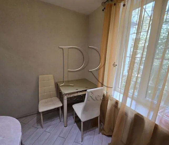Продаж 2 кімн. квартири вулиця Родини Глаголєвих 22А