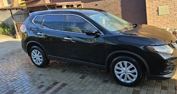 Продам авто Nissan Rogue