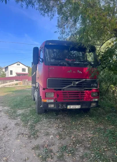 Продав Вольво самоскид 9 000 $