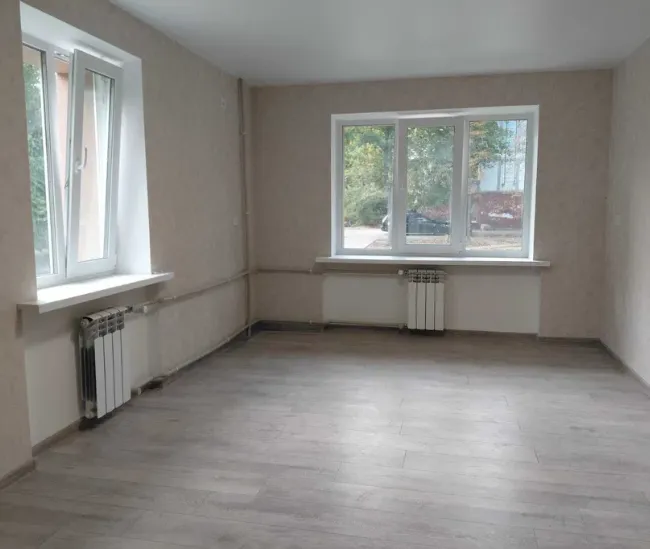 продам однокомнатную, ул. Независимой Украины 765 684